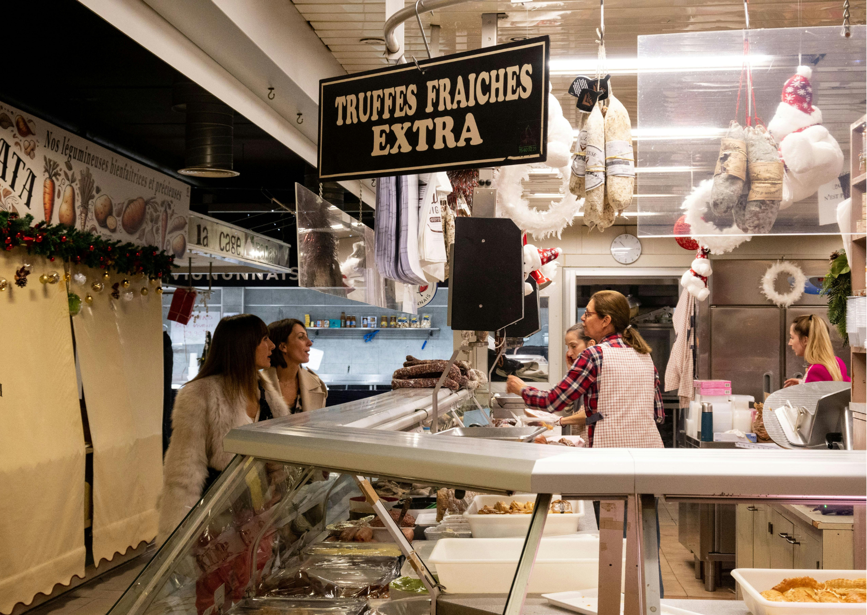 I Tried Europe’s Food Standards for 60 Days And The Results Shocked That Made My Doctor Question the American Diet 3 shopping food in Europe