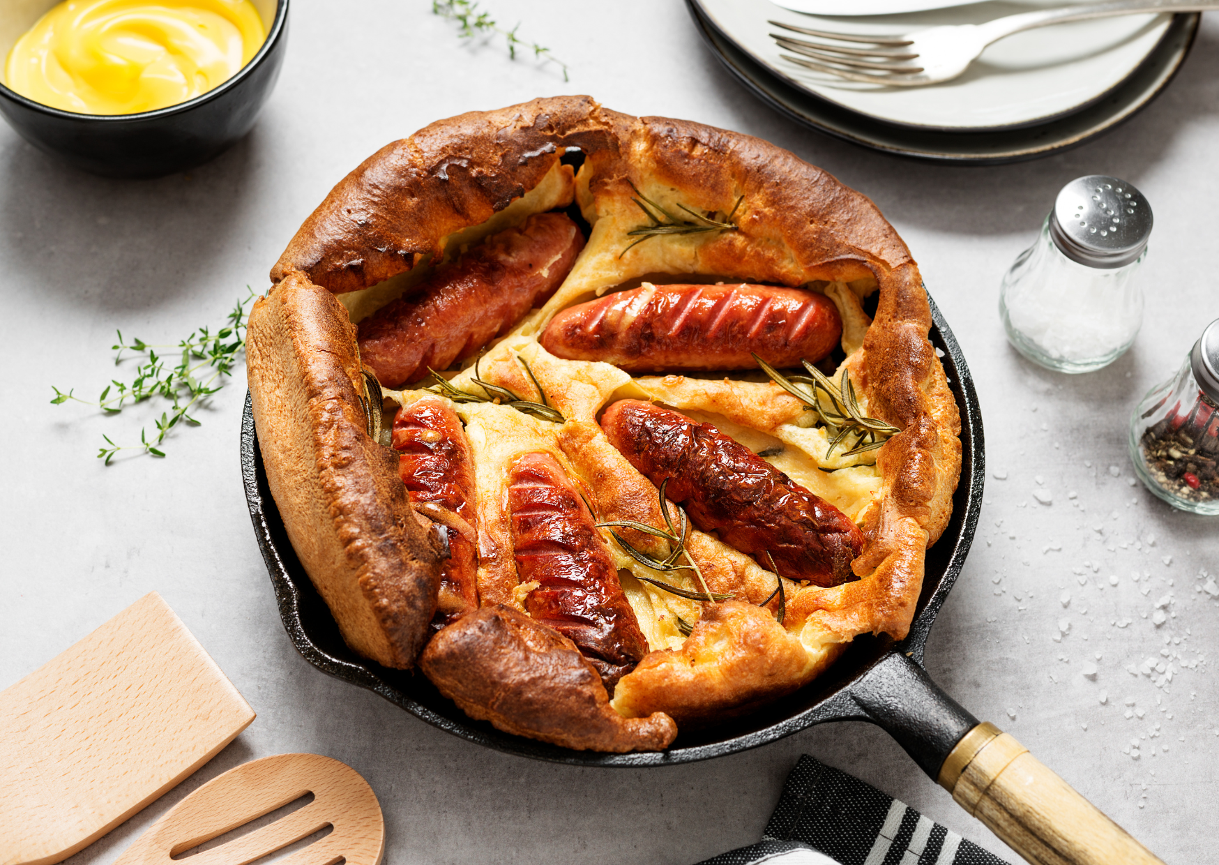 Americans Think British Food Means Fish and Chips: The 10 British Dishes That Make the “Bad British Food” Joke Look Lazy 5 British Food toad in a hole