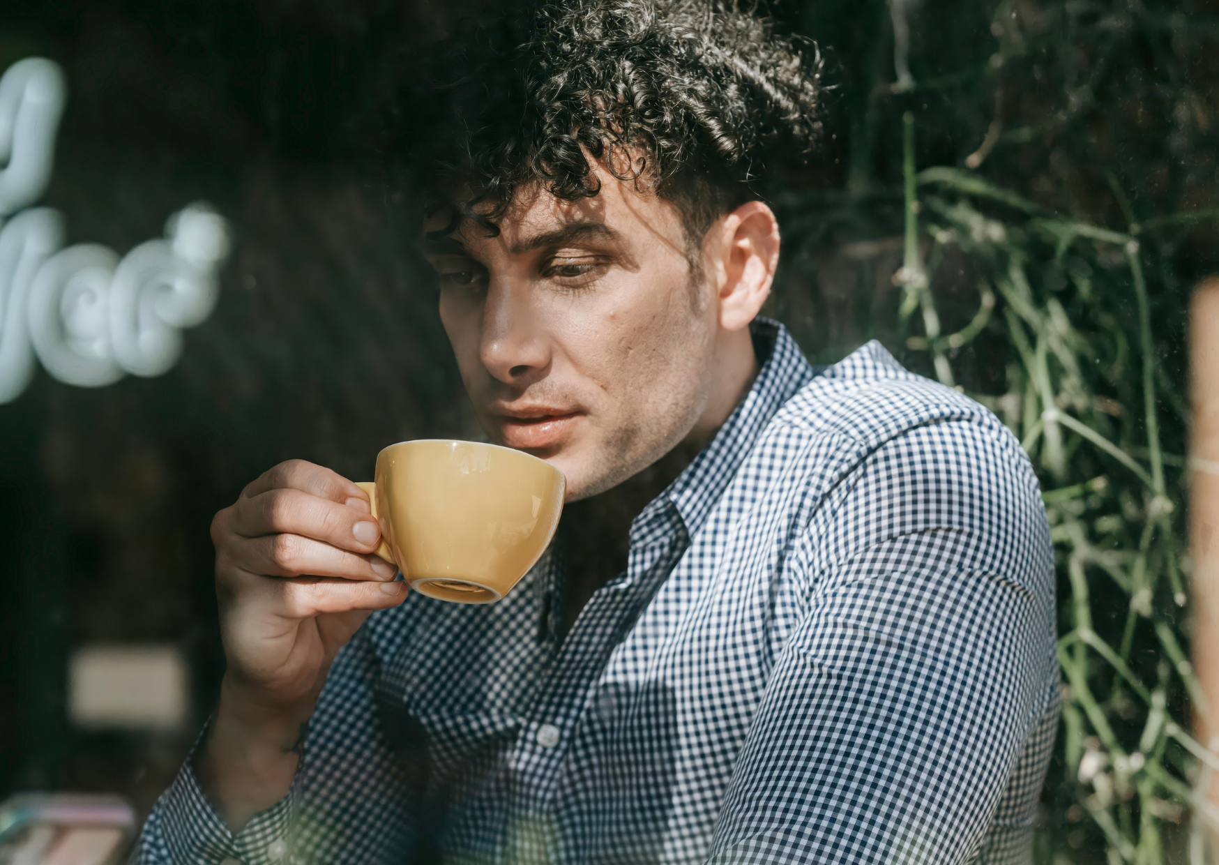 I Stopped Drinking Coffee After Noon Like Italians And My Sleep Changed 2 Italian drinking coffee