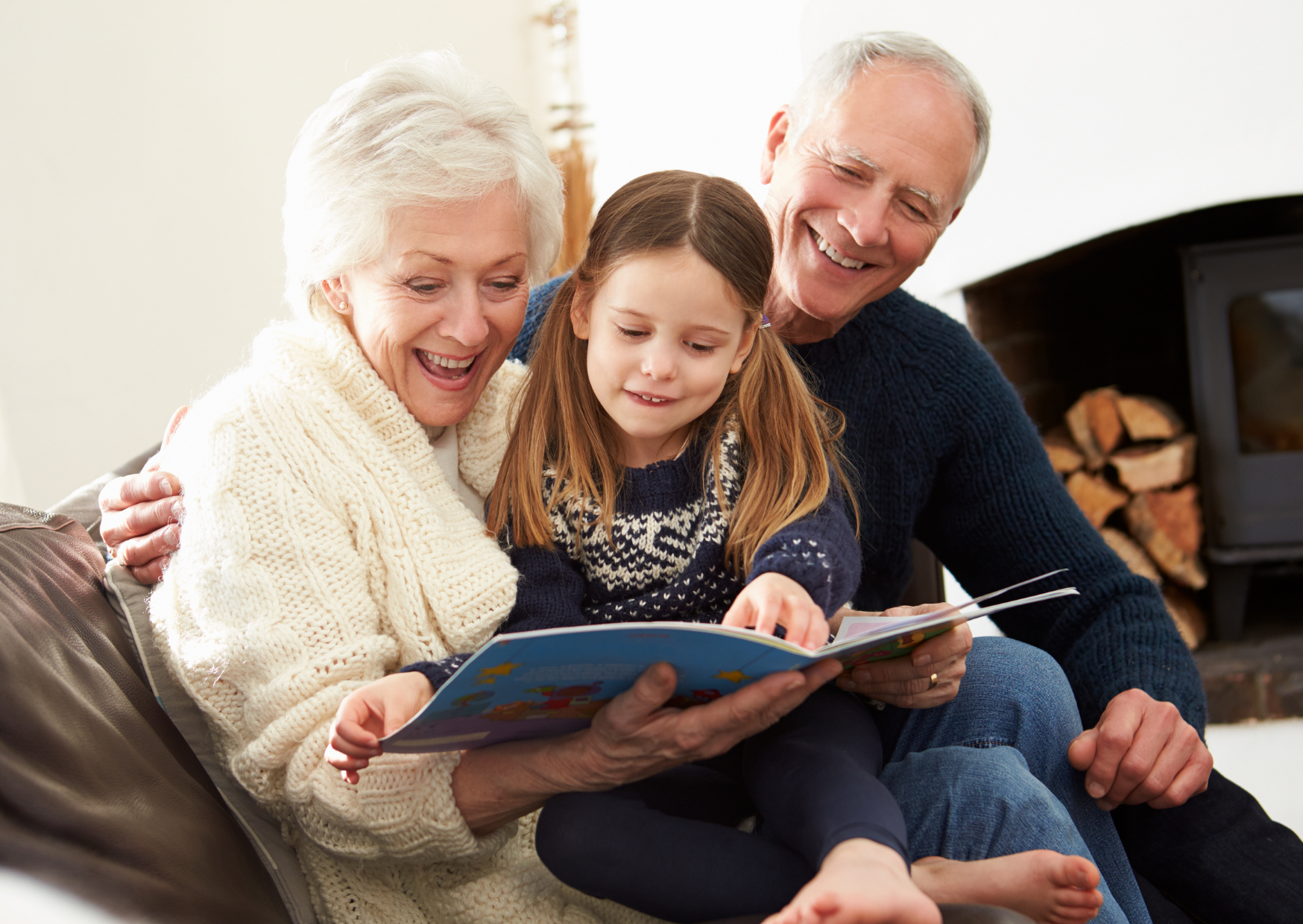 Italian Grandparents Aren’t Rich, So How Are They Paying for Family Trips? 4 Italian grandparents 4