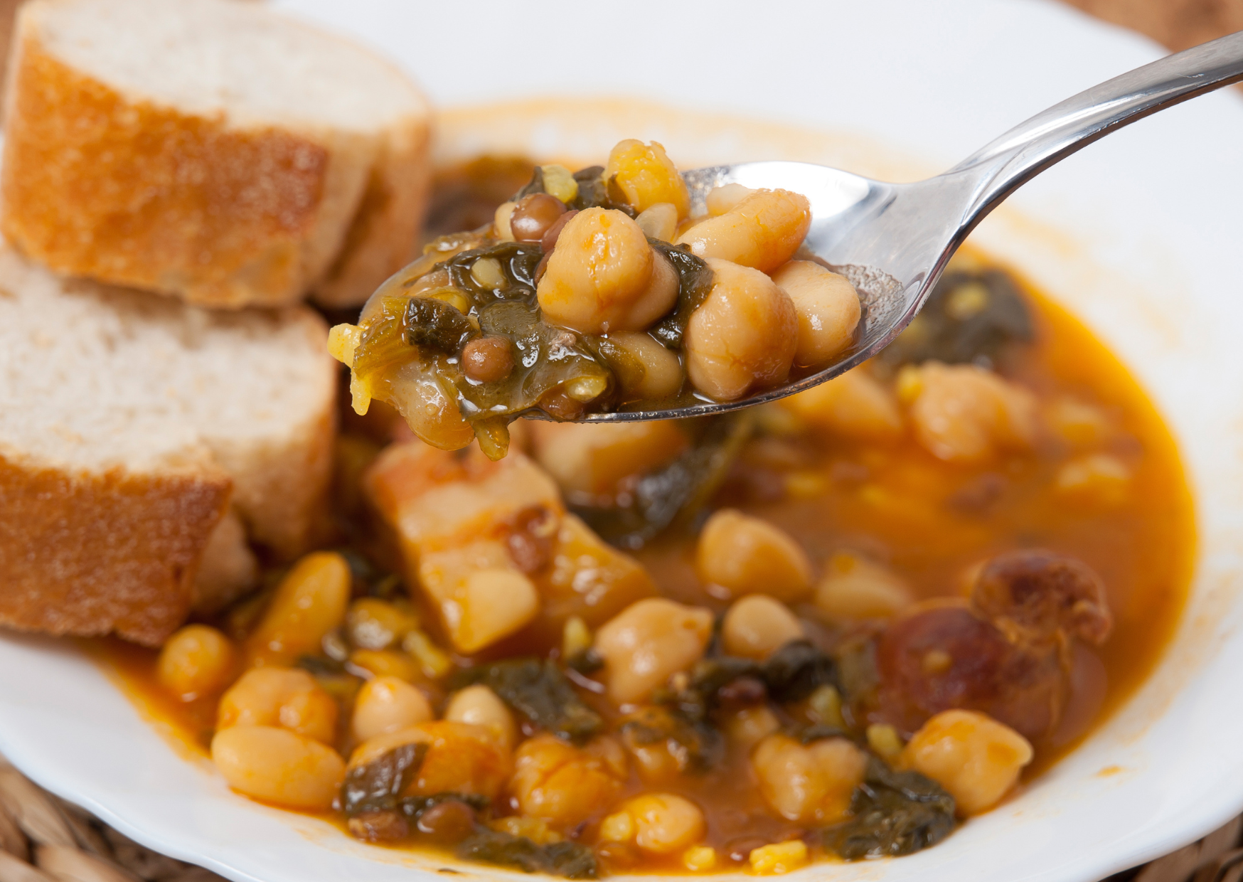 Forget Trendy Recipes: This Spanish Chickpea Stew Feeds 6 for €3 4 Spanish chickpea stew 2
