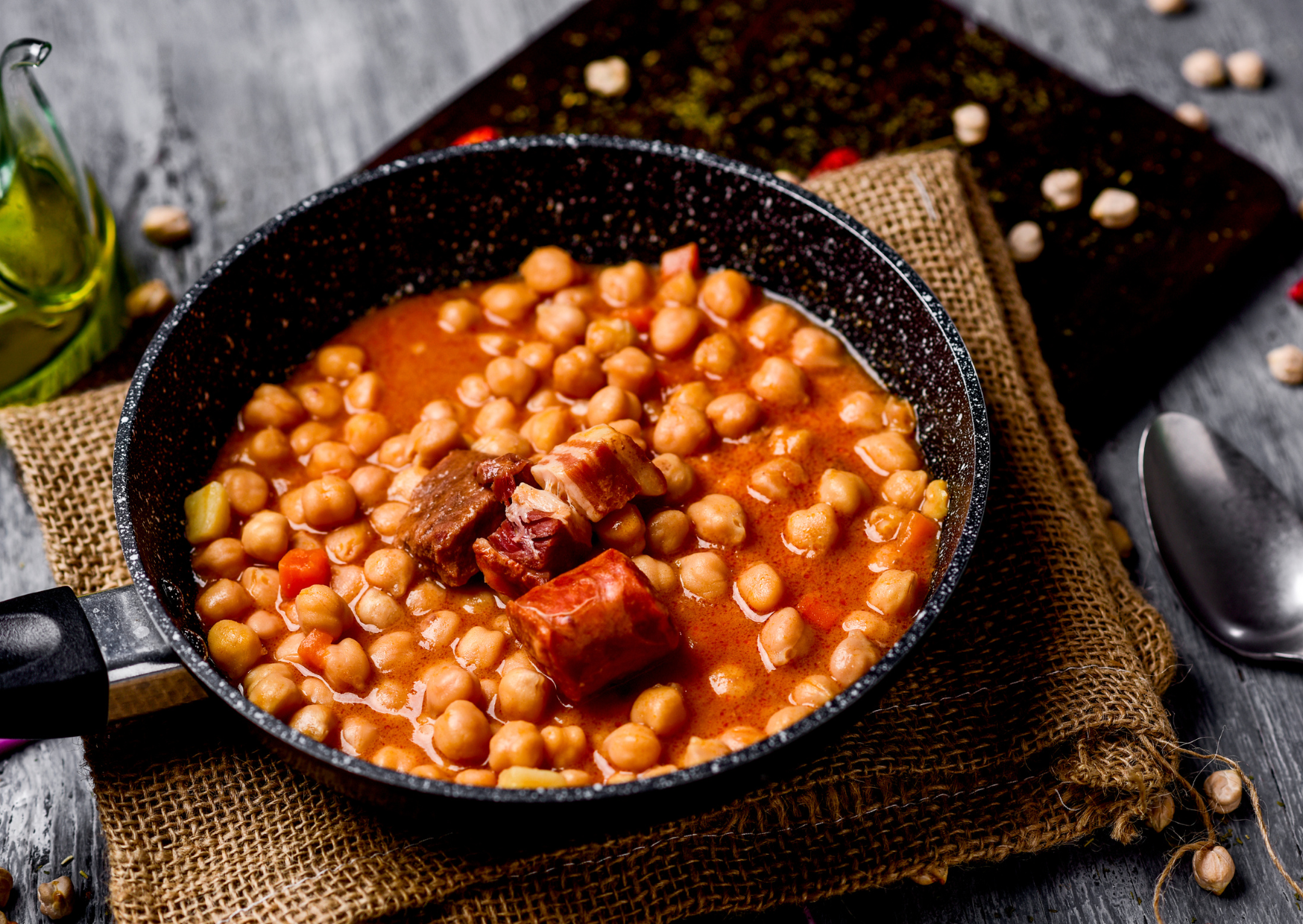 Forget Trendy Recipes: This Spanish Chickpea Stew Feeds 6 for €3 3 Spanish chickpea stew 3