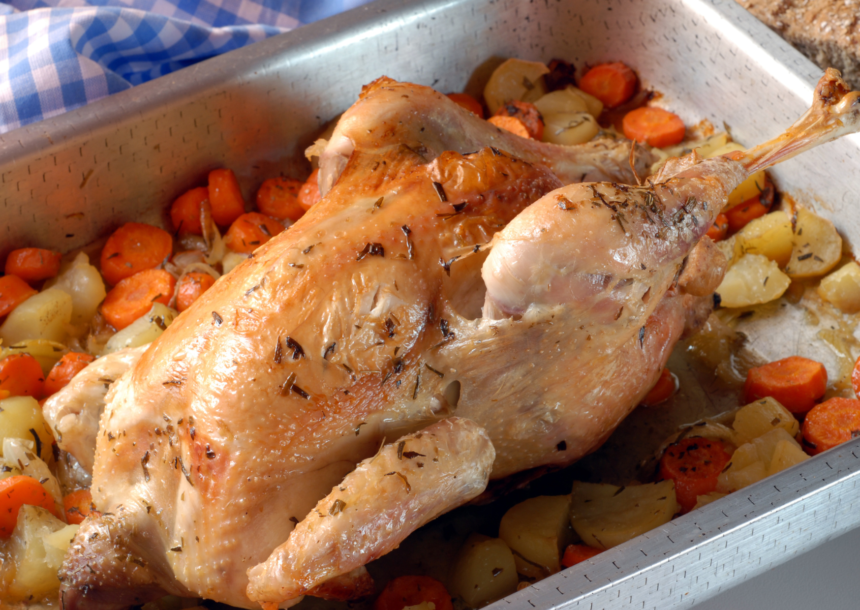 The French Roast Chicken That Gives You Dinner, Leftovers, Sauce, and Stock 1 poulet roti du dimanche 4