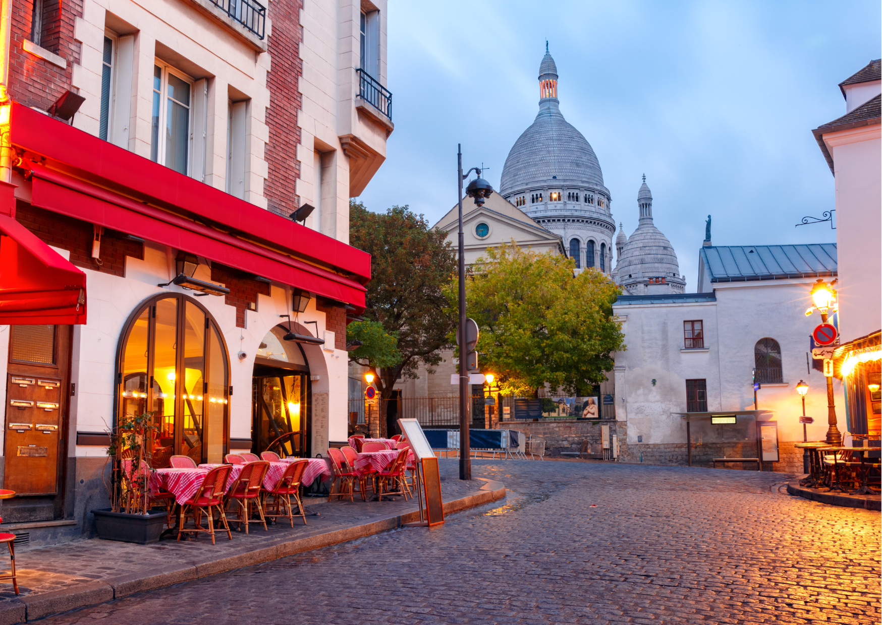 Why Midwesterners Have the Hardest Time in French Restaurants and The Politeness That Backfires 5 French Restaurant 4