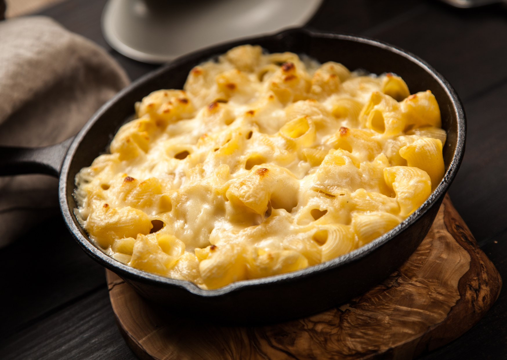 What Makes American Mac and Cheese So Orange? The Answer Isn’t Just Cheese 5 American mac and cheese 3
