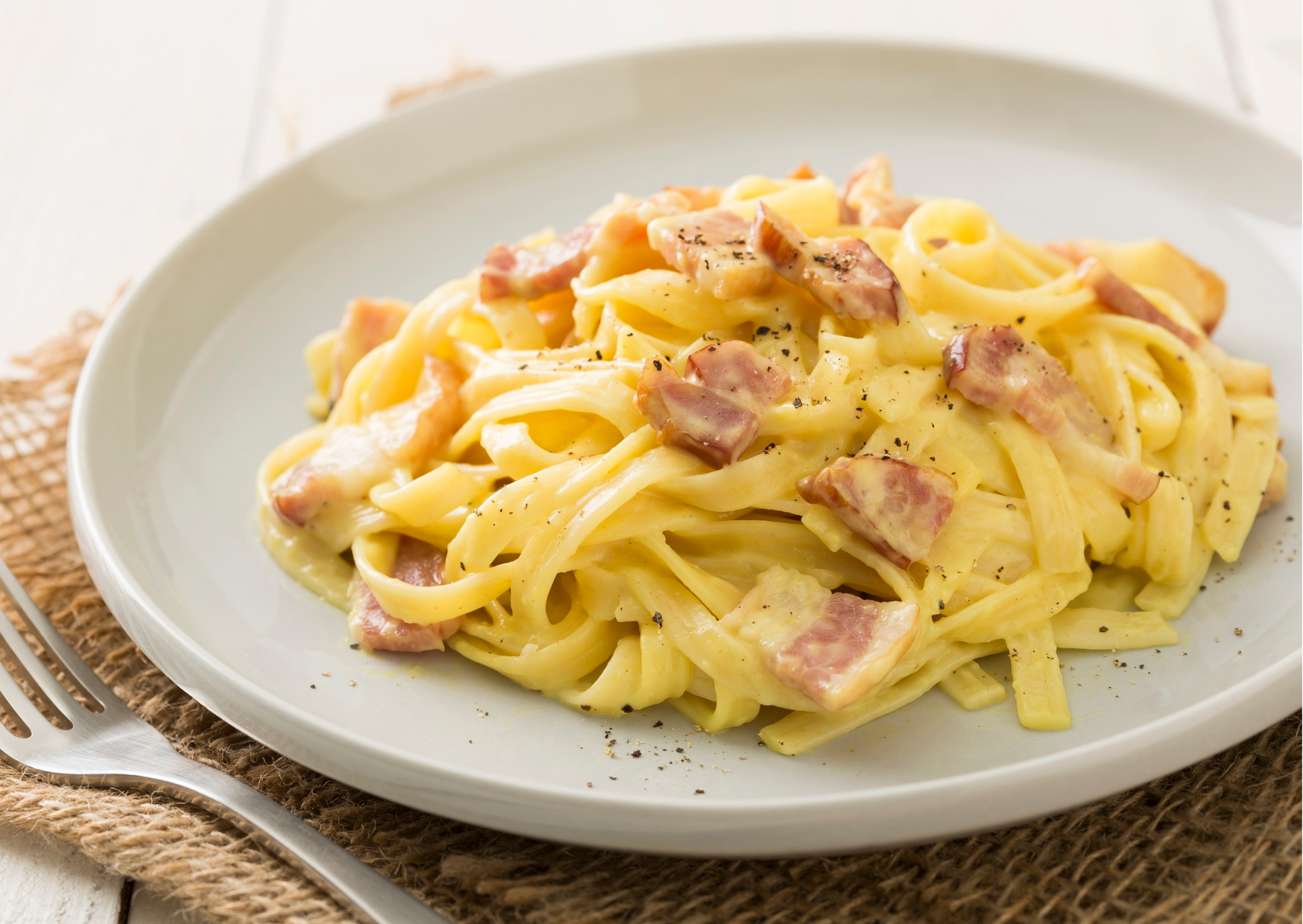 Why Italians Cringe When Americans Make Carbonara: Why Real Carbonara Has No Cream, No Garlic, and No Excuses 5 cooking carbonara 3