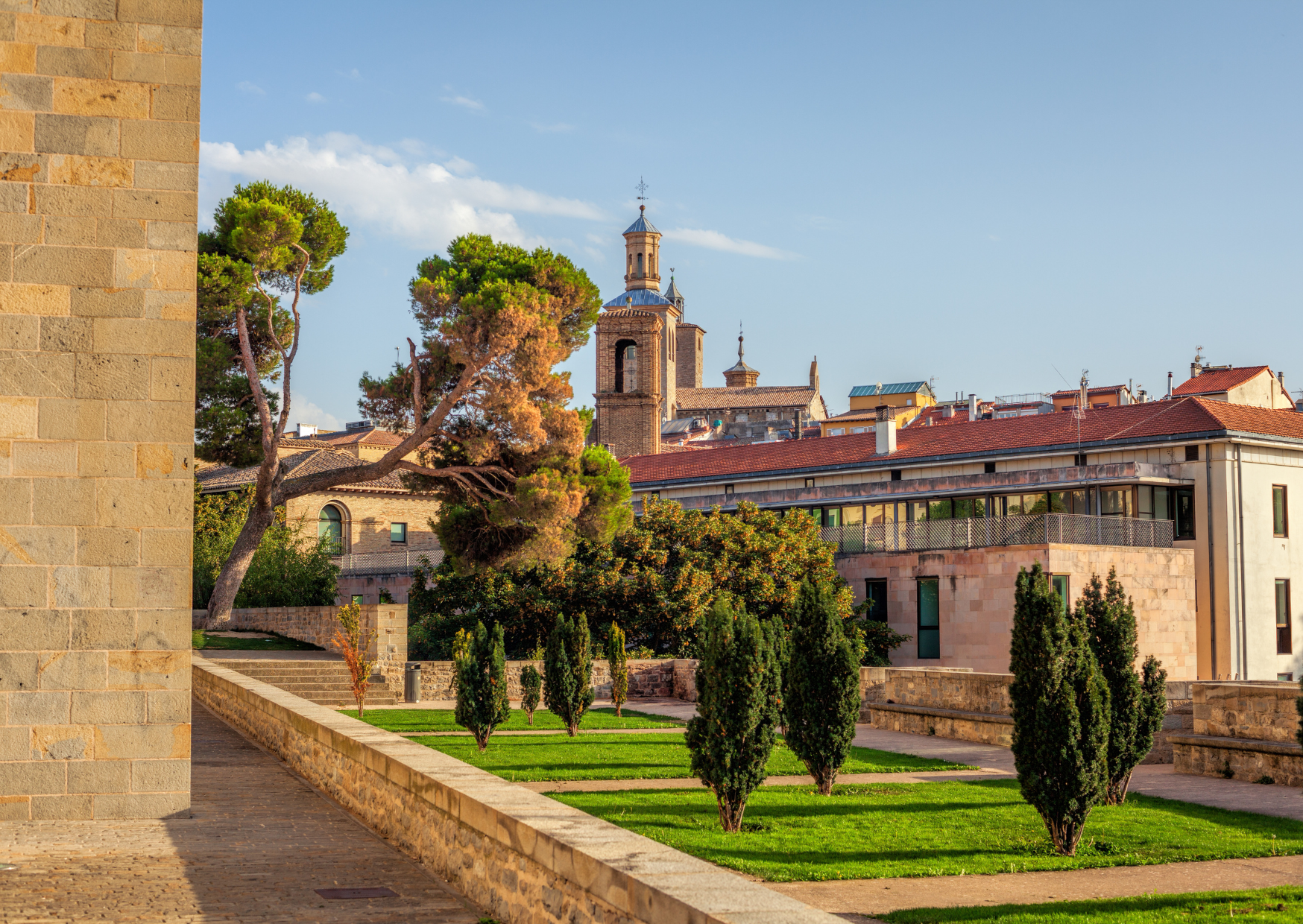Why Working Remotely From Spain Gives Americans More Disposable Income Than Working In Their Home City 3 living in Spain 5