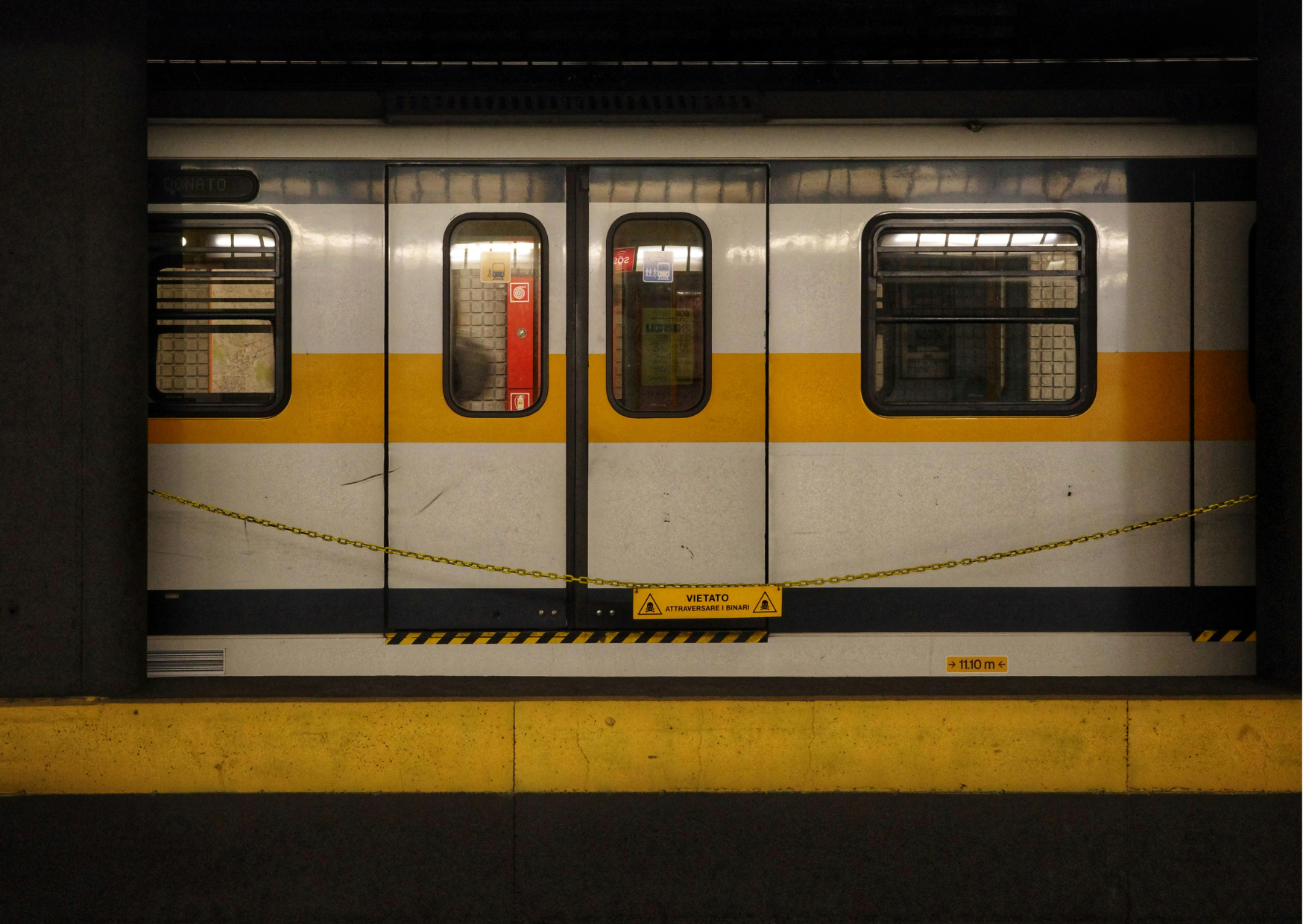 Trains Beat Planes in Europe Under Four Hours: The Rule Locals Use and Tourists Don't 2 train in Italy