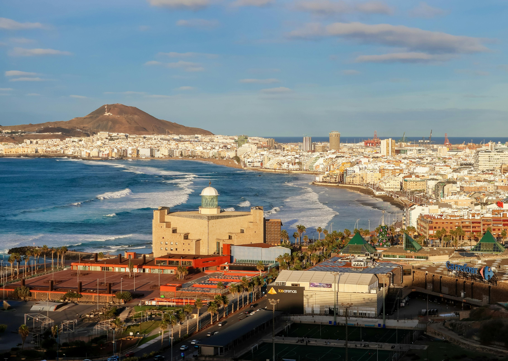 We Compared Tenerife and Gran Canaria for Retirement: One Island Clearly Fits Americans Better 1 Gran Canaria 2