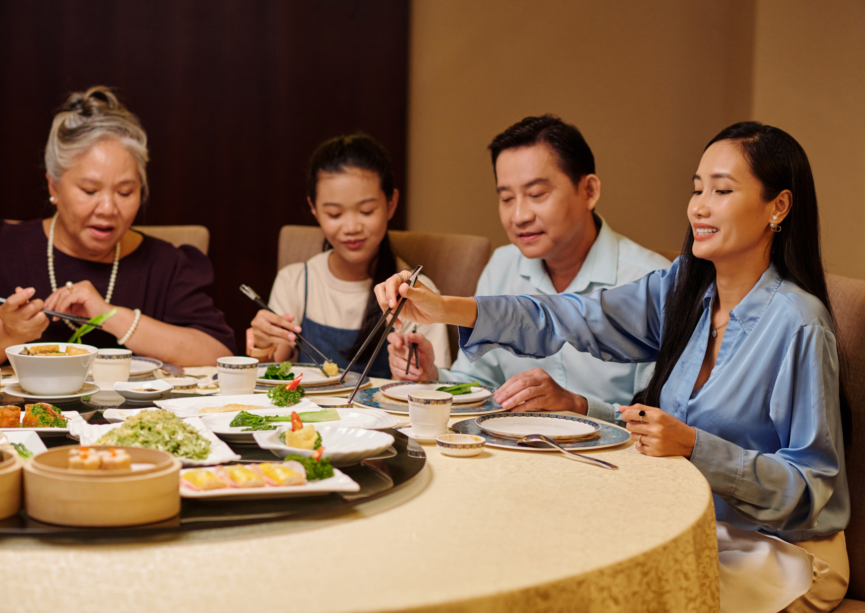 Japanese Elders Don't Forget Faces: Americans Forget At 55, The Diet Gap 4 Japanese old people 5