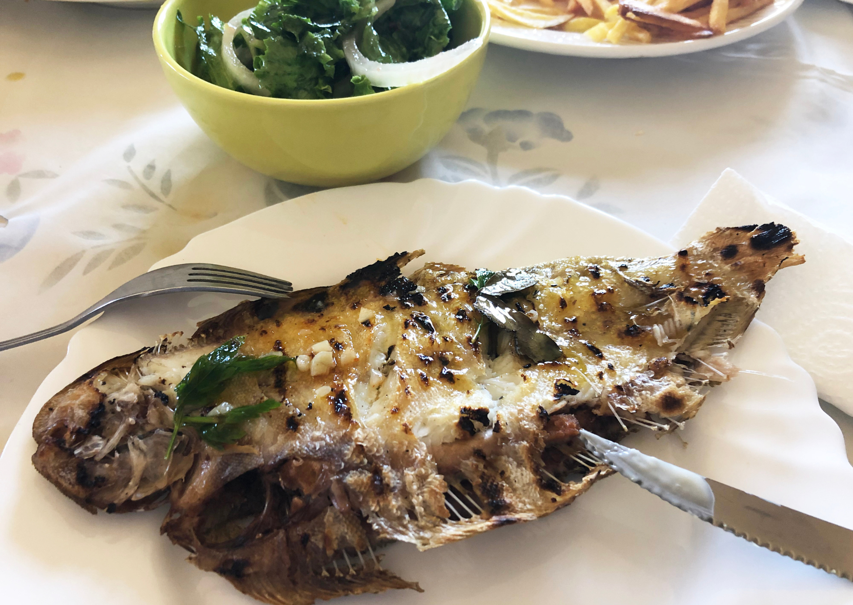 How Portuguese Cooks Make Perfect Fish in Just 8 Minutes 2 Portuguese pan seared fish 3