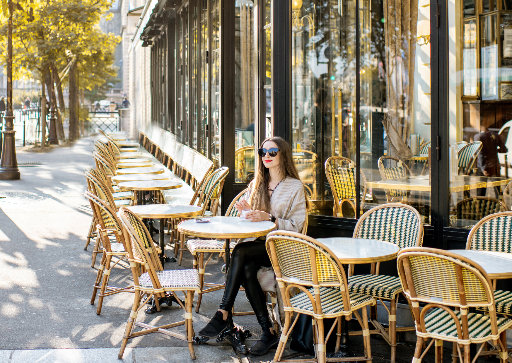 The Intermittent-Fasting Secret Hidden in Traditional French Mealtimes 6 French woman eating