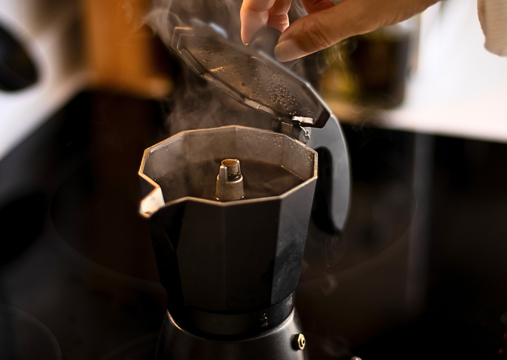 Italian Women Over 60 Do These 7 Things Every Morning: Americans Skip All of Them 2 Italian