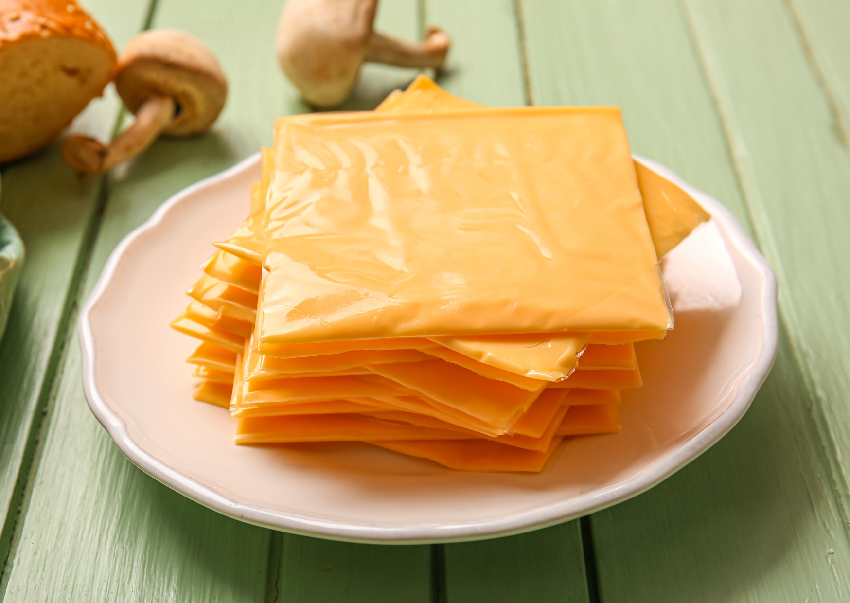 American Cheese Has 14 Ingredients: Real Parmigiano Has One And The Difference In Your Body 4 cheese 4
