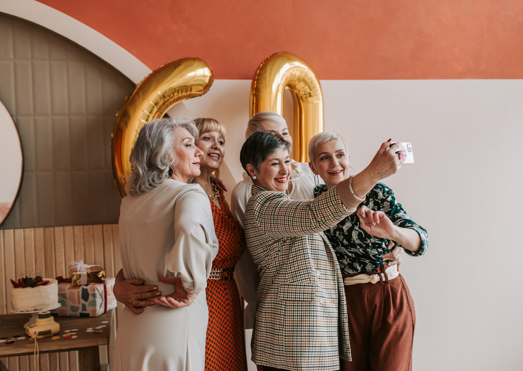 Living in Spain After 60: Challenges for American Retirees And Spain Retirement Problems Americans Should Know 6 old women in Spain 2