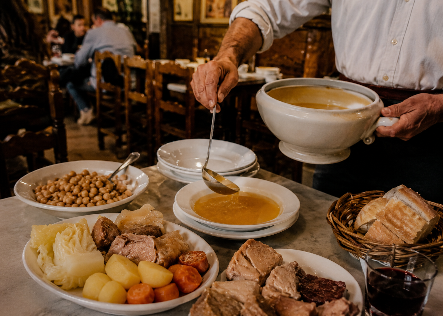 The 5 Spanish Tapas Tourists Order That Madrileños Avoid: What They Actually Order 3 Spanish Tapas 3