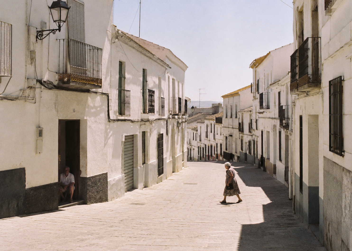 The Spanish Heat Survival Routine My Suegra Has Taught Me Over 6 Summers: The 7 Spanish Summer Habits That Make Extreme Heat Far More Bearable 2 Spanish heat 2