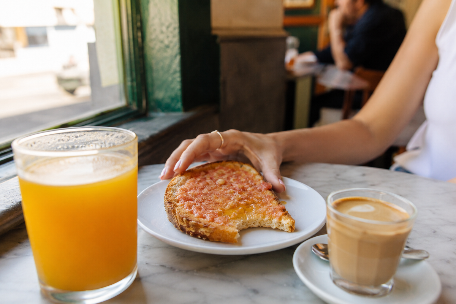 I Switched to the €3.50 Spanish Bar Breakfast for a Month: Tostada, Zumo, Café, and a Quieter Morning 3 spanish bar 3